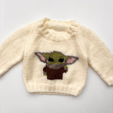 Load image into Gallery viewer, Baby Yoda Knitted jumper (Age 3/6 months)
