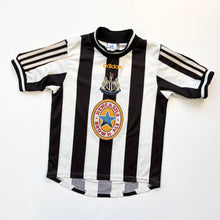 Load image into Gallery viewer, 1997/98 Newcastle United jersey (Age 8/10)
