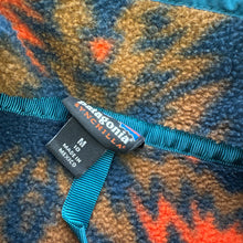 Load image into Gallery viewer, Patagonia synchilla fleece (Age 10)
