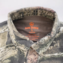 Load image into Gallery viewer, Camo shirt (Age 8/10)
