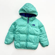 Load image into Gallery viewer, The North Face reversible coat (Age 4)
