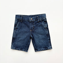 Load image into Gallery viewer, Wrangler denim shorts (Age 4)
