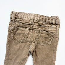 Load image into Gallery viewer, OshKosh corduroy trousers (Age 6m)
