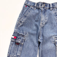 Load image into Gallery viewer, 90s Tommy Hilfiger cargo jeans (Age 7)
