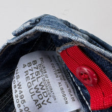 Load image into Gallery viewer, Wrangler jeans (Age 4)
