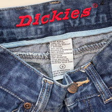 Load image into Gallery viewer, Dickies baggy jeans (Age 8)

