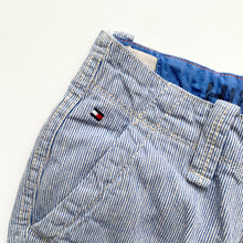 Load image into Gallery viewer, Tommy Hilfiger shorts (Age 6)
