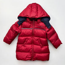 Load image into Gallery viewer, 90s Tommy Hilfiger puffa coat (Age 4)
