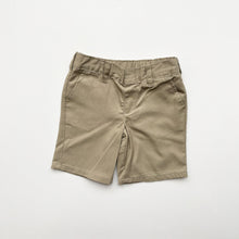 Load image into Gallery viewer, Dickies shorts (Age 4)
