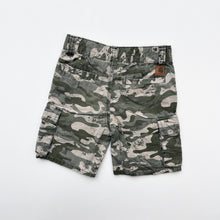 Load image into Gallery viewer, Carhartt cargo shorts (Age 4)
