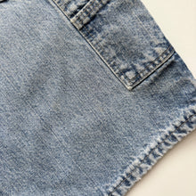 Load image into Gallery viewer, Wrangler Carpenter shorts (Age 10)

