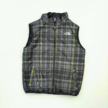 Load image into Gallery viewer, The North Face reversible puffa gilet (Age 10/12)

