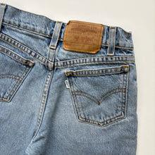 Load image into Gallery viewer, 90s Levi’s denim shorts (Age 10
