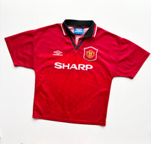 Load image into Gallery viewer, 1994/95 Manchester United kit (Age 7/8)
