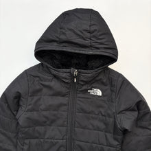 Load image into Gallery viewer, The North Face reversible coat (Age 6)
