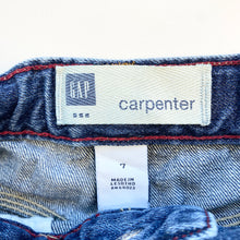 Load image into Gallery viewer, Gap carpenter shorts (Age 7)
