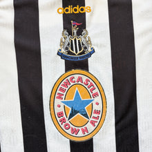 Load image into Gallery viewer, 1997/98 Newcastle United jersey (Age 8/10)
