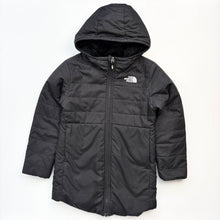 Load image into Gallery viewer, The North Face reversible coat (Age 6)
