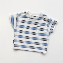Load image into Gallery viewer, 00s Umbro t-shirt (Age 12/18m)
