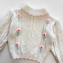 Load image into Gallery viewer, 90s Floral jumper (Age 3)
