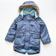 Load image into Gallery viewer, OshKosh coat (Age 4)
