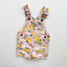 Load image into Gallery viewer, OshKosh Lemon dungaree shortalls (Age 12m)

