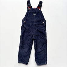 Load image into Gallery viewer, OshKosh cord dungarees (Age 3)
