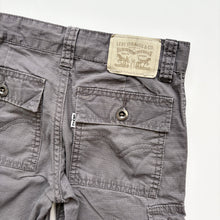 Load image into Gallery viewer, Levi’s cargo shorts (Age 5/6)

