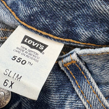 Load image into Gallery viewer, 90s Levi’s 550 jeans (Age 6)
