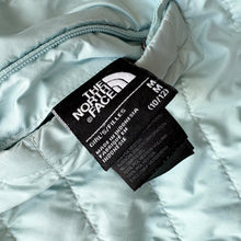 Load image into Gallery viewer, The North Face reversible coat (Age 10/12)
