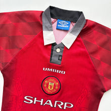 Load image into Gallery viewer, 1996/98 Manchester United jersey (Age 7/8)
