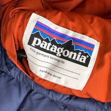 Load image into Gallery viewer, Patagonia puffa coat (Age 10)
