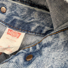 Load image into Gallery viewer, 90s Levi’s denim jacket (Age 6/7)
