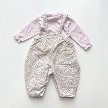 Load image into Gallery viewer, 90s Floral dungarees (Age 6/12m)

