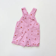 Load image into Gallery viewer, 90s Pink dungaree shortalls (Age 3/6m)

