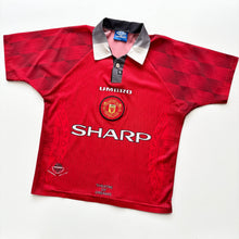 Load image into Gallery viewer, 1996/98 Manchester United jersey (Age 12/14)
