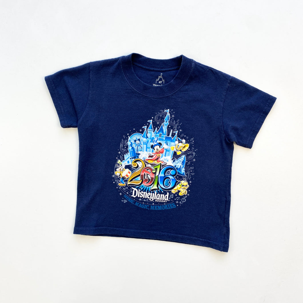 00s Disneyland t-shirt (Age 4)