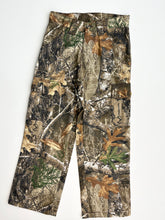 Load image into Gallery viewer, Camo cargos (Age 10/12)
