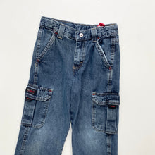 Load image into Gallery viewer, Wrangler cargo jeans (Age 7)
