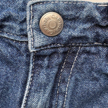 Load image into Gallery viewer, Baby Gap Denim shorts (Age 12/18m)
