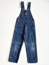 Load image into Gallery viewer, 90s OshKosh dungarees (Age 6)

