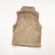 Load image into Gallery viewer, Patagonia Sherpa Fleece (Age 7/8)
