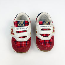 Load image into Gallery viewer, New Balance 996 Trainers (Size 4)

