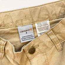 Load image into Gallery viewer, Carhartt cargo shorts (Age 8)
