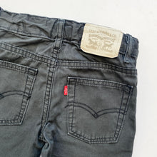 Load image into Gallery viewer, Levi’s cargo shorts (Age 4/5)
