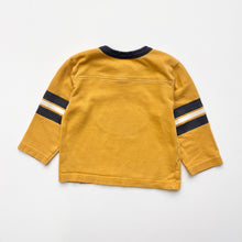 Load image into Gallery viewer, OshKosh t-shirt (Age 3)
