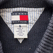 Load image into Gallery viewer, Tommy Hilfiger jumper (Age 5)
