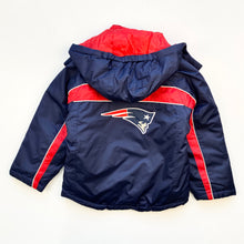 Load image into Gallery viewer, NFL New England Patriots coat (Age 7)
