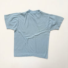 Load image into Gallery viewer, 90s Farmer Print Single Stitch t-shirt (Age 6/8)
