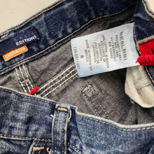 Load image into Gallery viewer, Carpenter jeans (Age 6)
